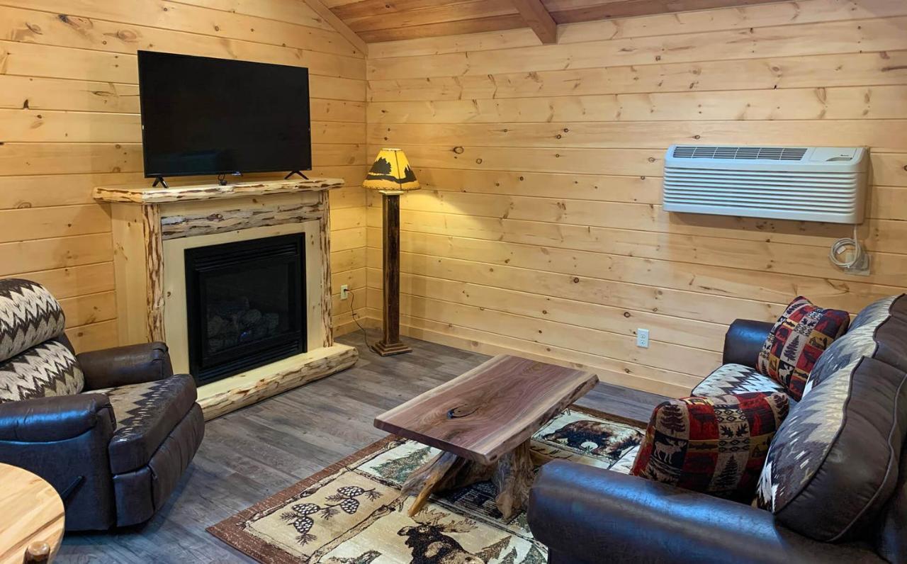 Briarwood Cabin By Amish Country Lodging Berlin Exterior photo